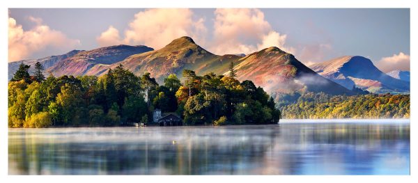Morning Mists Around Derwent Isle Glossy Print