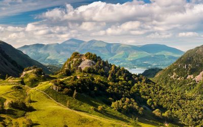 Borrowdale - Mugs - Castle Crag on a Summers Afternoon