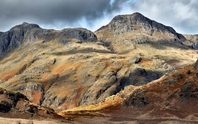 Langdale - Mugs - The Langdale Pikes