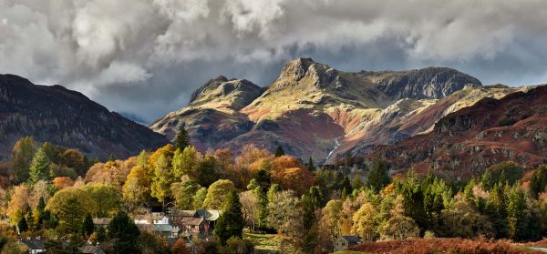 Elterwater - Mugs - Elterwater Village to Langdale Pikes