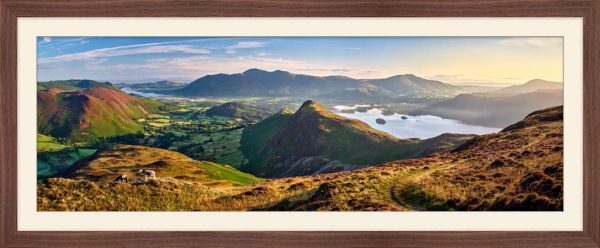 Morning Light on the Cat Bells Ridge - Framed print with Mount